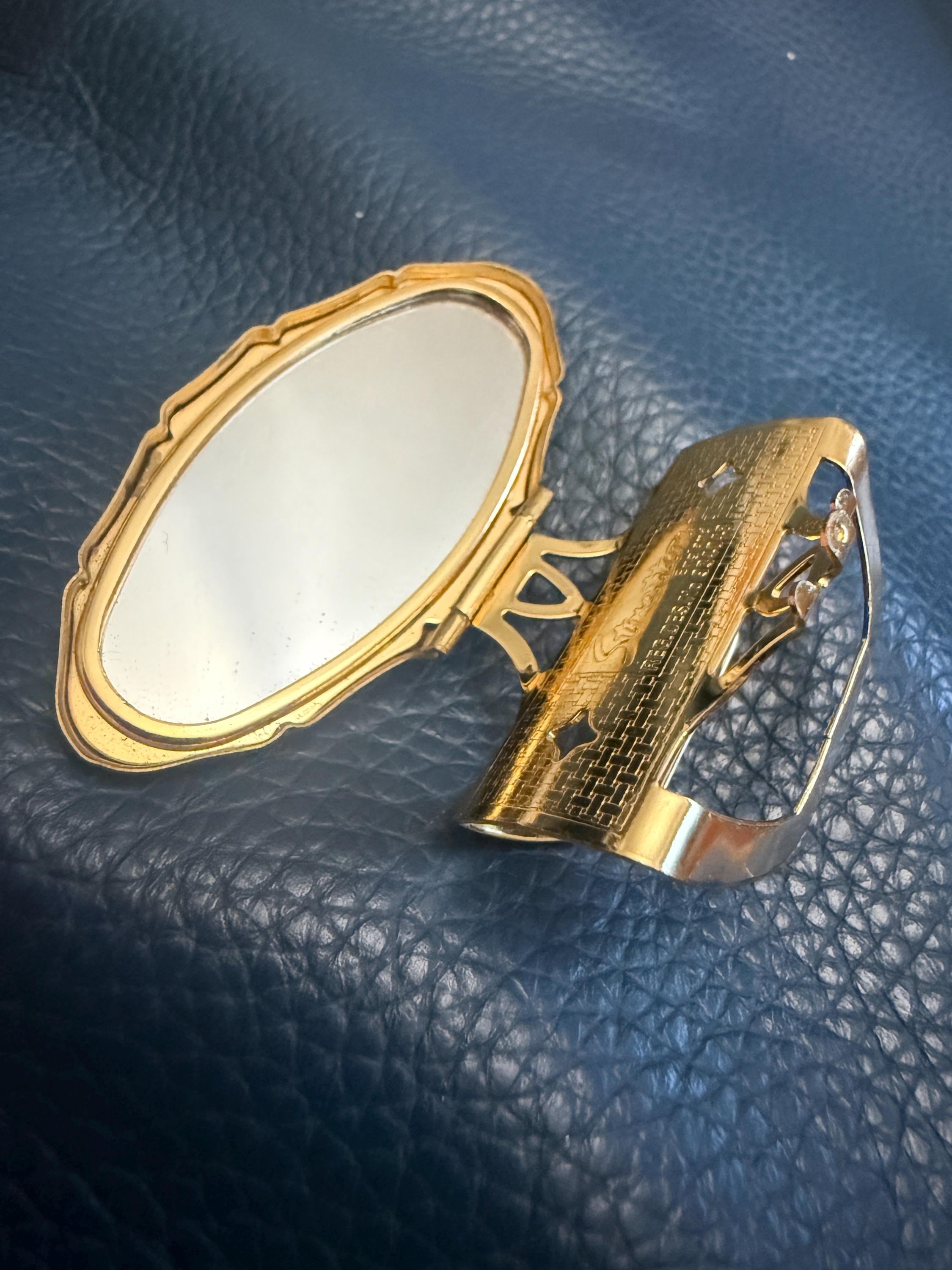 Stratton England Vintage Compact - Etsy