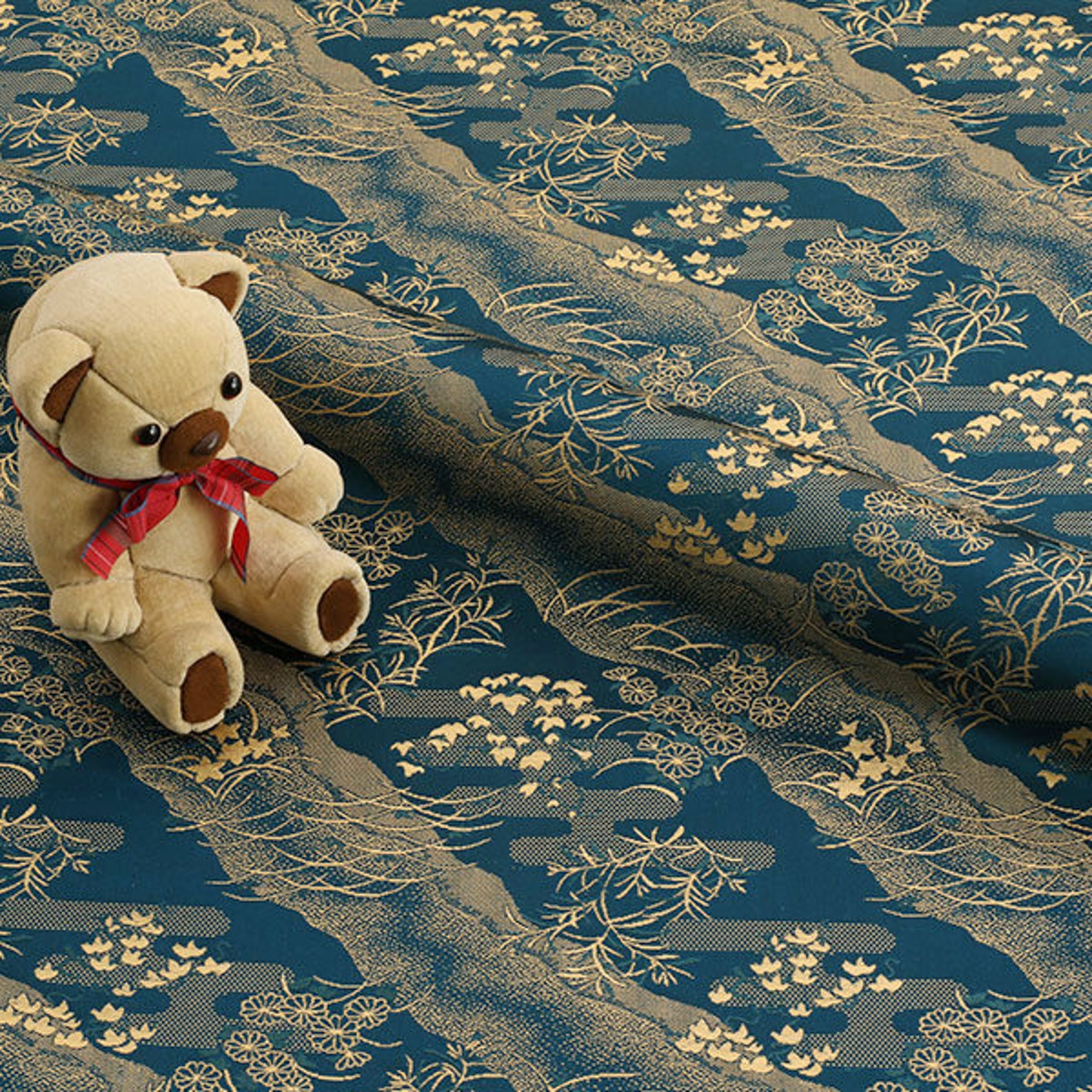 SILK 金らんgold Brocade Japanese Traditional Woven Fabric - Etsy