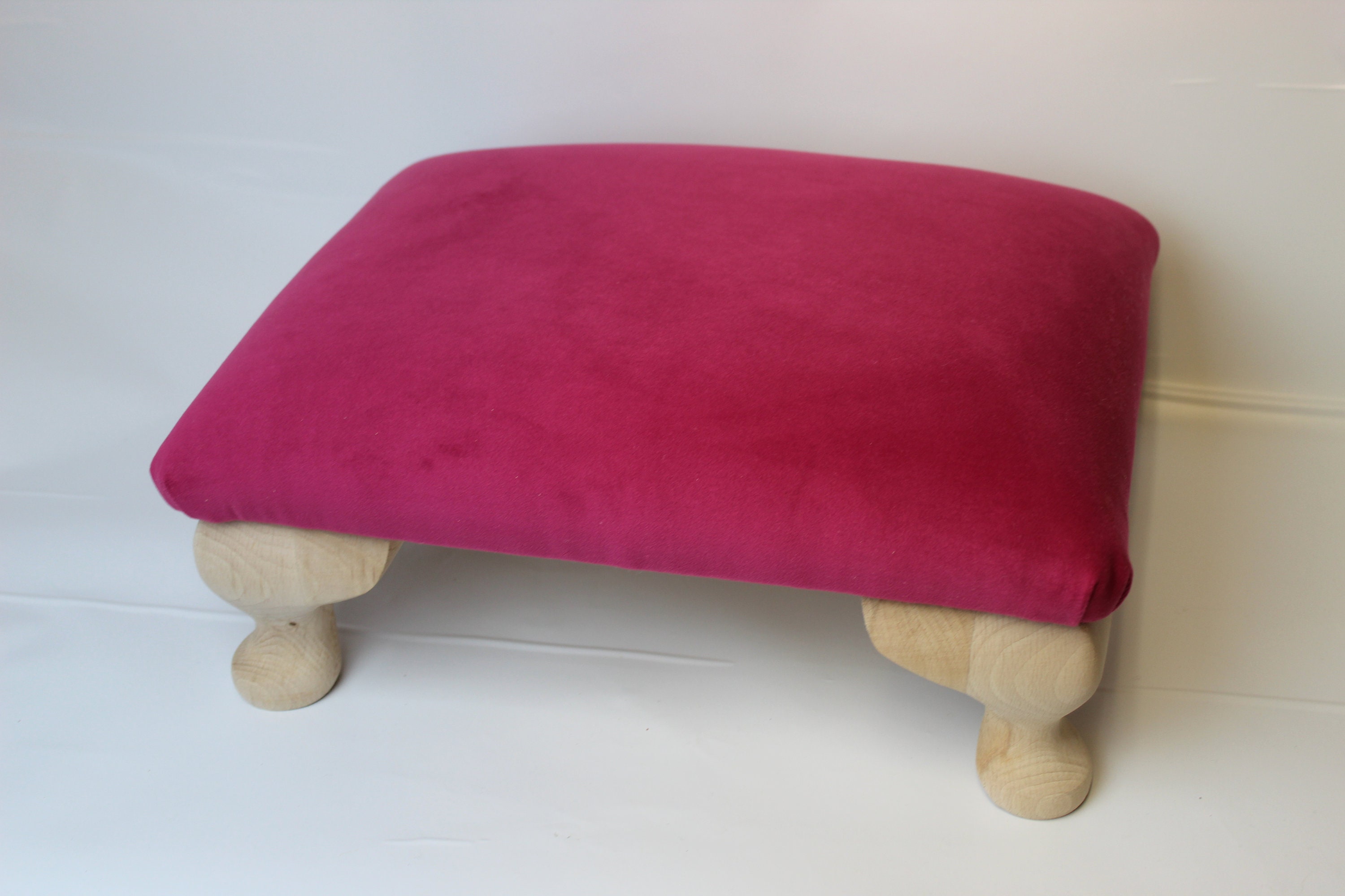 Low Footstool Pouffe Colorado Pink Stool Foot Rest Under Desk Foot Rest  Small Buttoned Pink Ottoman Basket Weave Pouffe 16 Cm 