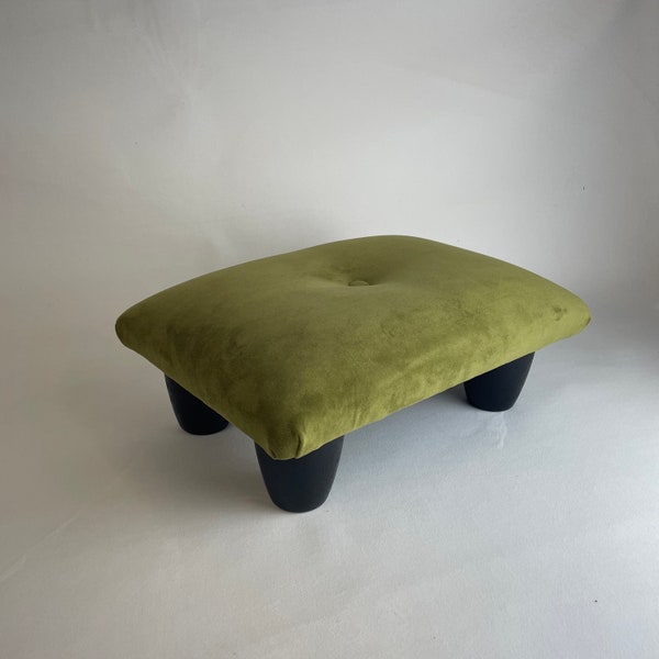 Mini Footstool Pouffe - Plush Velvet Moss Stool- Foot Rest - Under Desk Foot Rest - Small Buttoned Ottoman - Green Pouffe -16 cm
