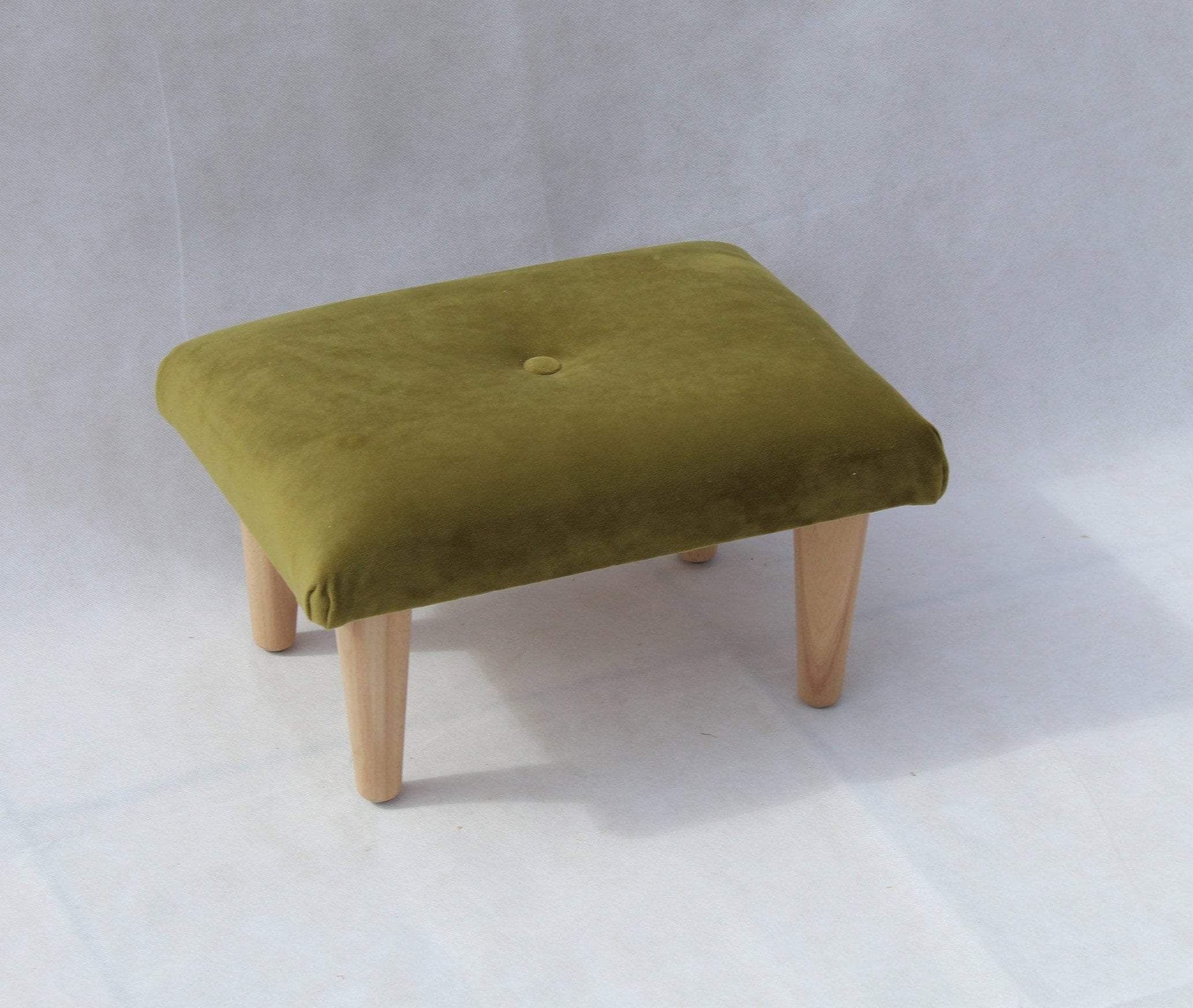 Small Under Desk Multicolor 9-10 Cm Height Footstool With Button