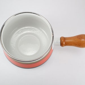 RETRO Mint Condition Lefcoware Fondue Pot Enamelled Saucepan 70's Wooden Handle Made in Japan FREE SHIPPING image 4