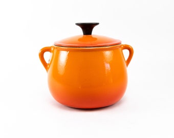 RARE and MINT Cousance (Le Creuset) Small Enamelled Cast Iron Bean pot 60s