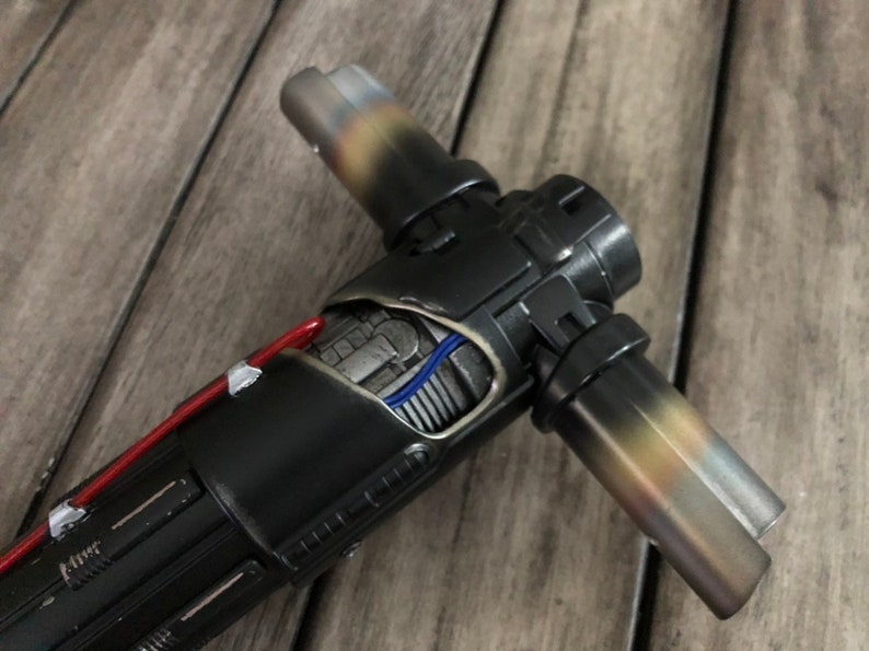 disney parks exclusive kylo ren lightsaber