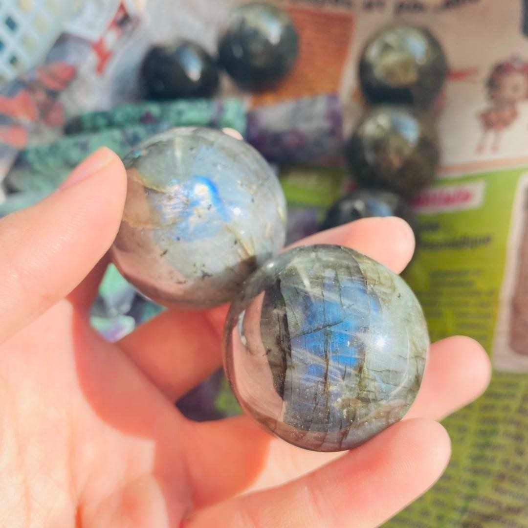 Sphère Moyenne de Labradorite