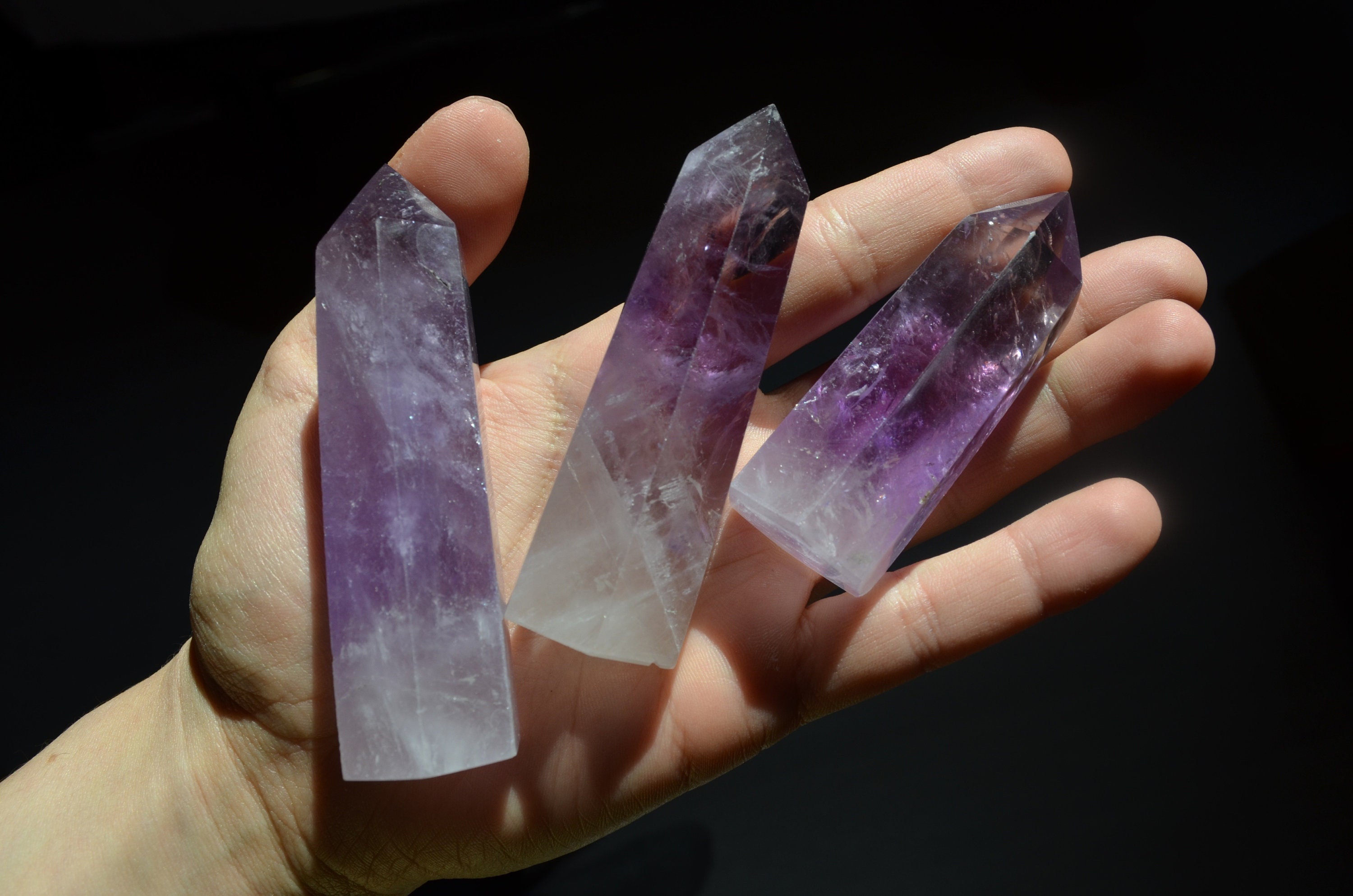 Obélisque d'améthyste Pur