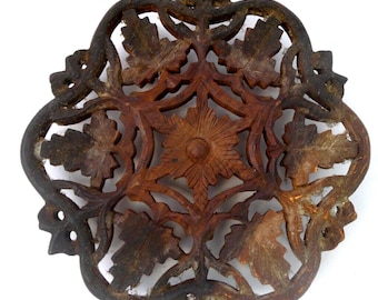 Carved Wood 3 Footed Kitchen Decorative Trivet Leaf Pattern Object Vintage Used