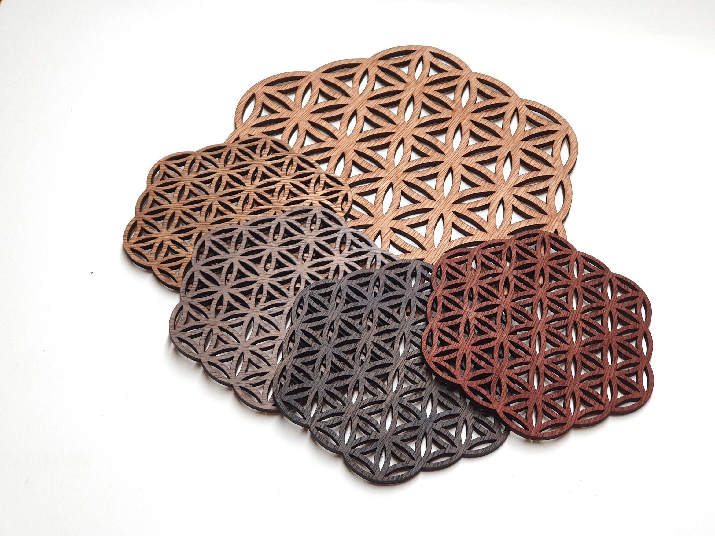 Fleur de Vie - Sous-Verres Grille Énergétique en Bois Géométrie Sacrée Découpe Laser Artisanale.
