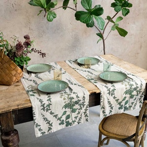 Linen table runner with Ivy print, Lodge table decor idea, Woodland table decor image 3