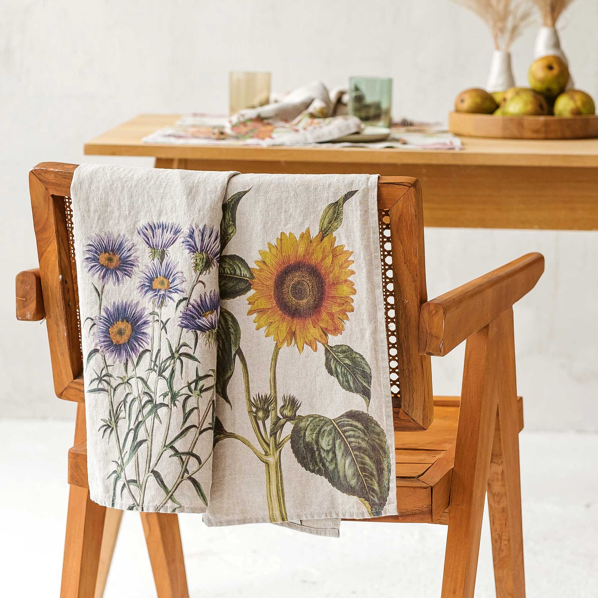 Set Da Cucina Con Fiori E Api: 2 Strofinacci Morbidi E Assorbenti Che Sembrano Un Abbraccio!