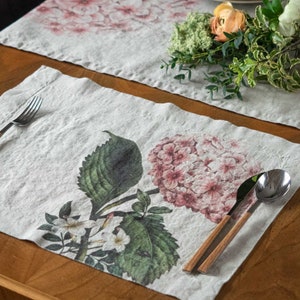 Set di tovagliette in lino con stampa ortensia, tovagliette in tessuto con ortensie botaniche, tovaglietta a fiori, tovaglietta in lino floreale