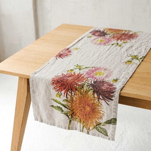 Floral Linen Table Runner with Fall Flowers Print, Botanical Dahlia Table Decor, Cloth Table Runner with country flowers design