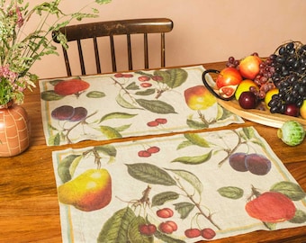 Linen Placemats Set with Garden Fruits Print