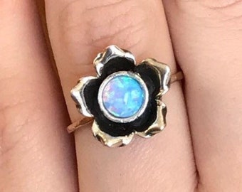 Blue Opal Flower Ring, Two Toned Sterling Silver,925  14K Gold, Oxidized Ring, Dainty Gemstone Ring, flower ring. October birthstone ring