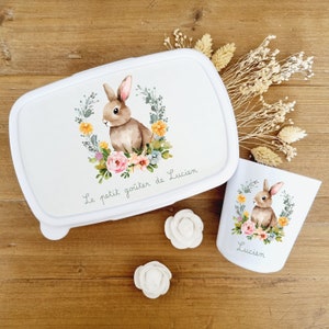 Boite à gouter et gobelet personnalisé/boite à gouter lapin couronne fleurs/gobelet enfant personnalisé/gobelet lapin couronne/kit gouter