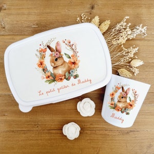 Boite à gouter et gobelet personnalisé/boite à gouter lapin couronne fleurs/gobelet enfant personnalisé/gobelet lapin couronne/kit gouter