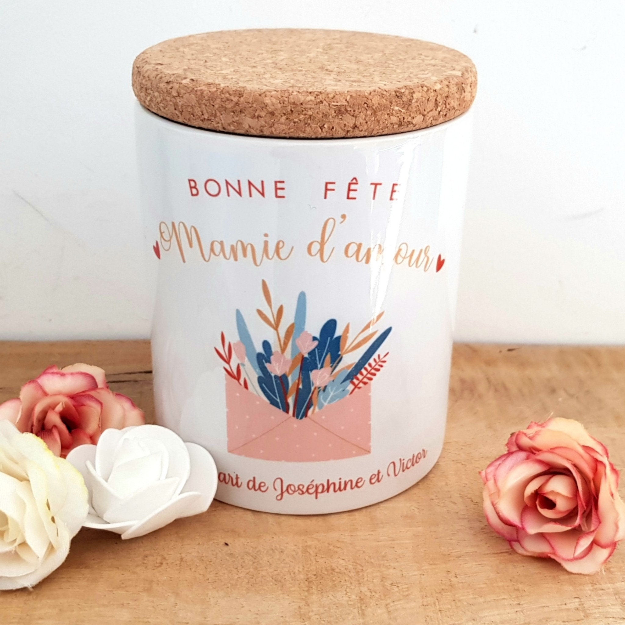 Bougie Pot Céramique/Bougie Bonne Fête Mamie/Bougie Personnalisée/Bougie Mamie Enveloppe Fleurs Bleu