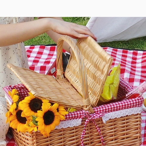 Hand Woven Picnic Basket With Lid / Vintage Picnic Basket / Etsy