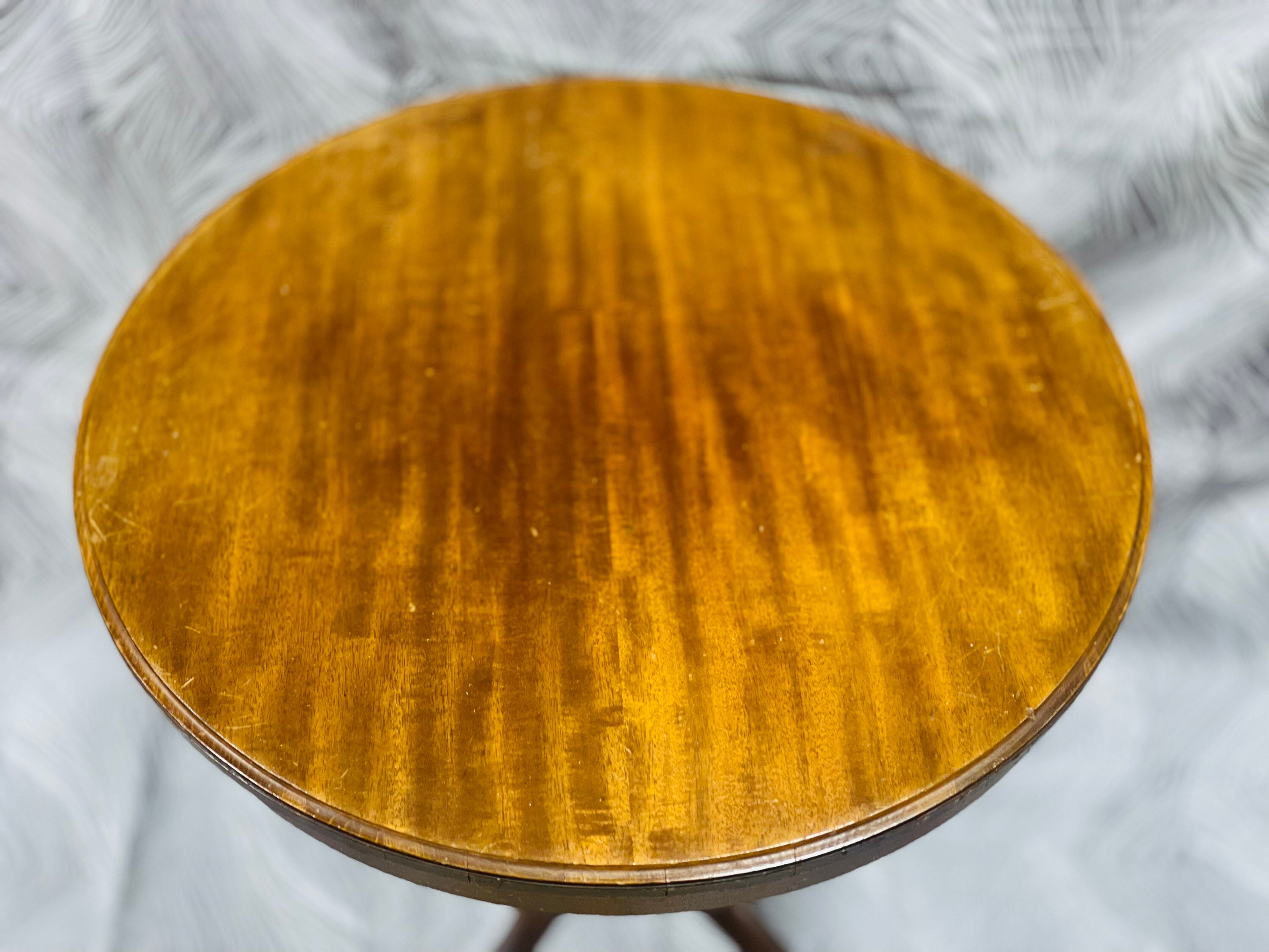 True Grand Rapids Certified Vintage End Table Furniture I49184 RARE 16