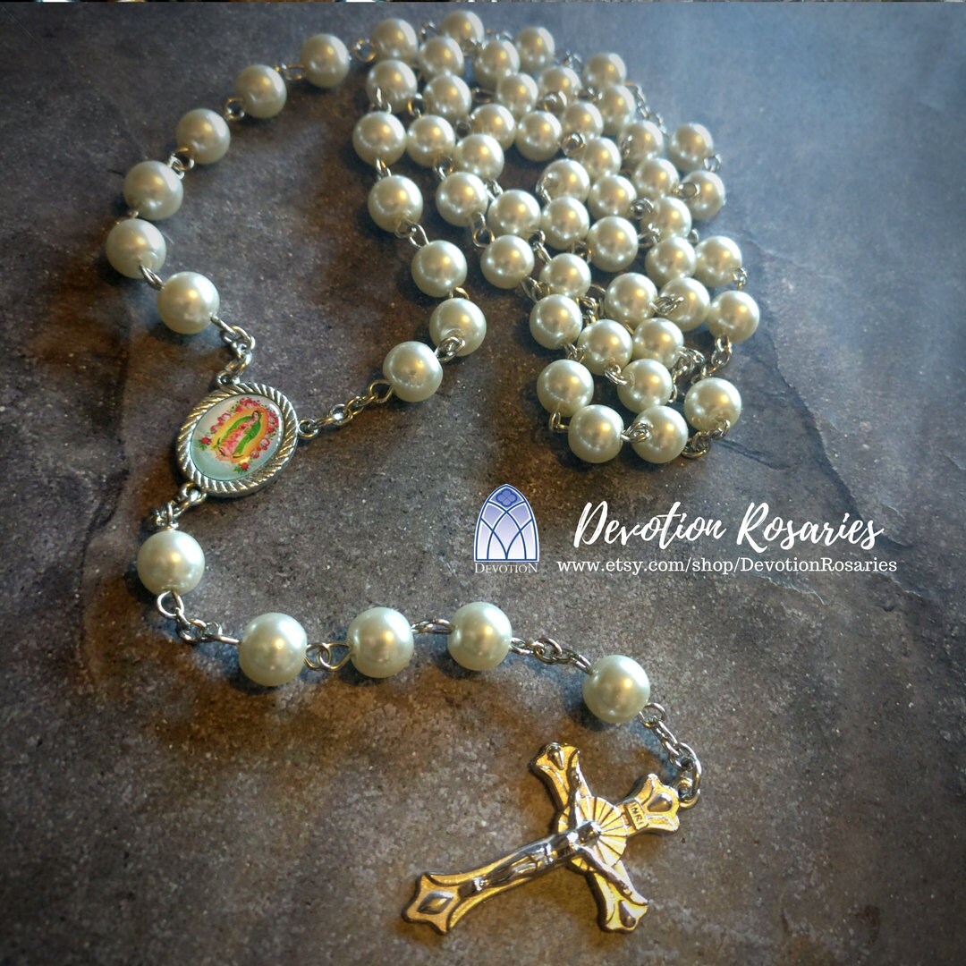 Chapelet Catholique en Perles Blanches Notre Dame de Guadalupe