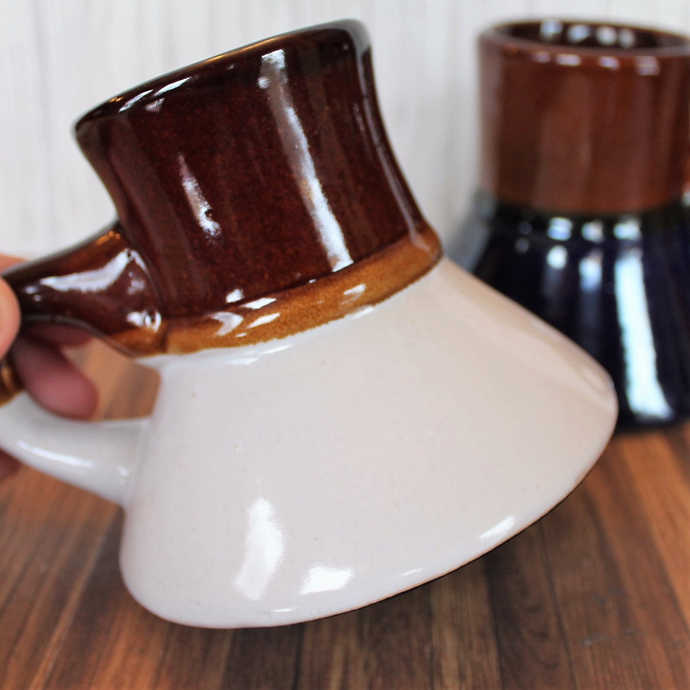 Vintage Wide Base No Spill Ceramic Stoneware Travel Mugs Pair Set of 2 Spill Proof Volcano