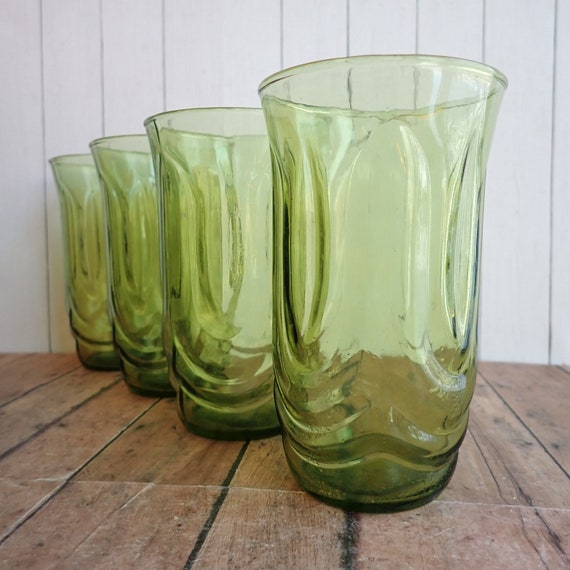 Vintage Anchor Hocking Colonial Tulip Avocado Green Glass Tumbler Set of 4 Glasses 12 oz. Flat Tumbler Flower Design