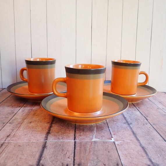 Vintage Arrowstone CHEROKEE Cup Mug and Saucer Set of 3 Mid Century Modern Orange Banded Kasuga Stoneware