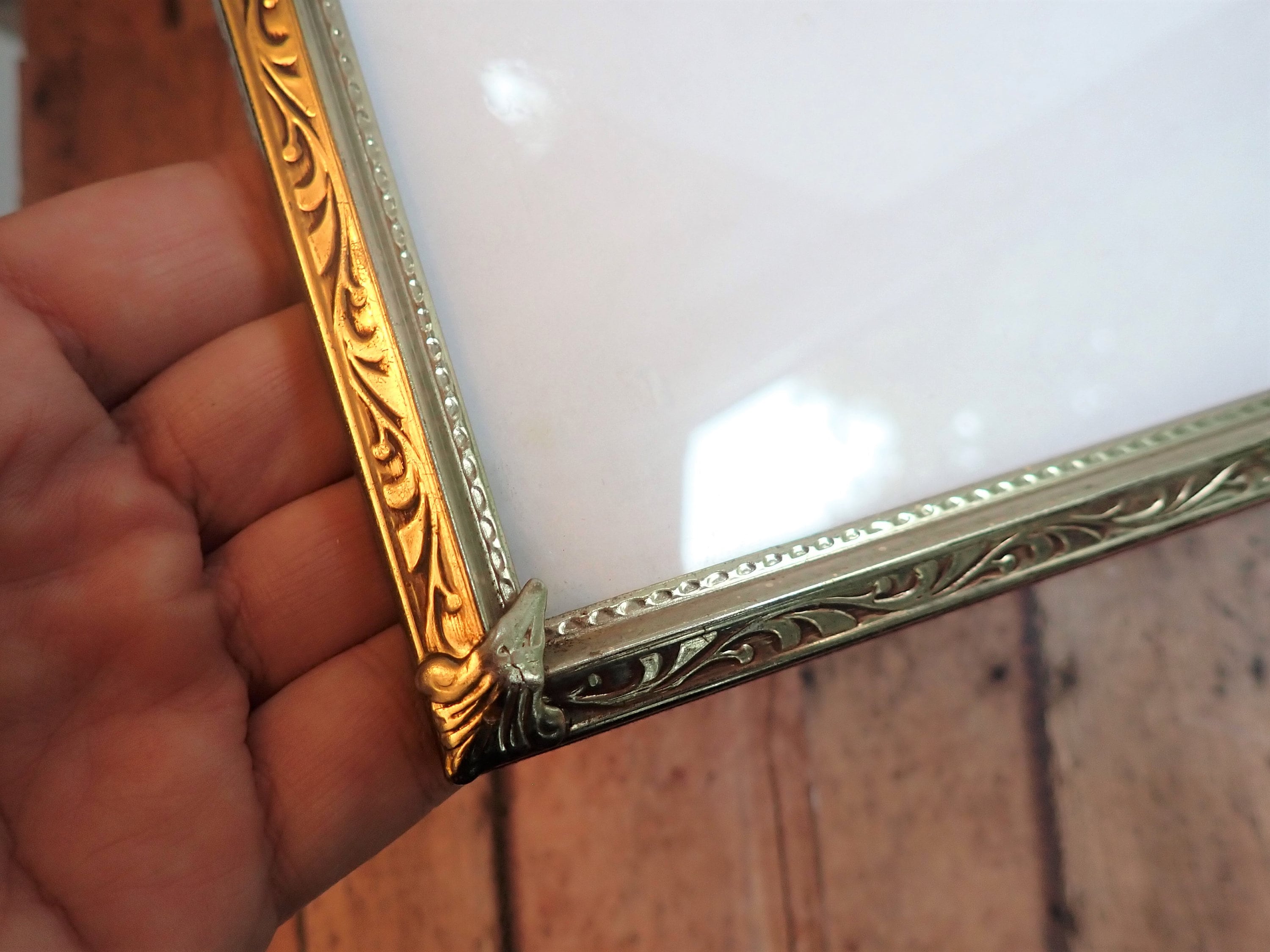 Vintage 8x10 Brass Gold Colored Metal Triple Hinged Three Part Photo