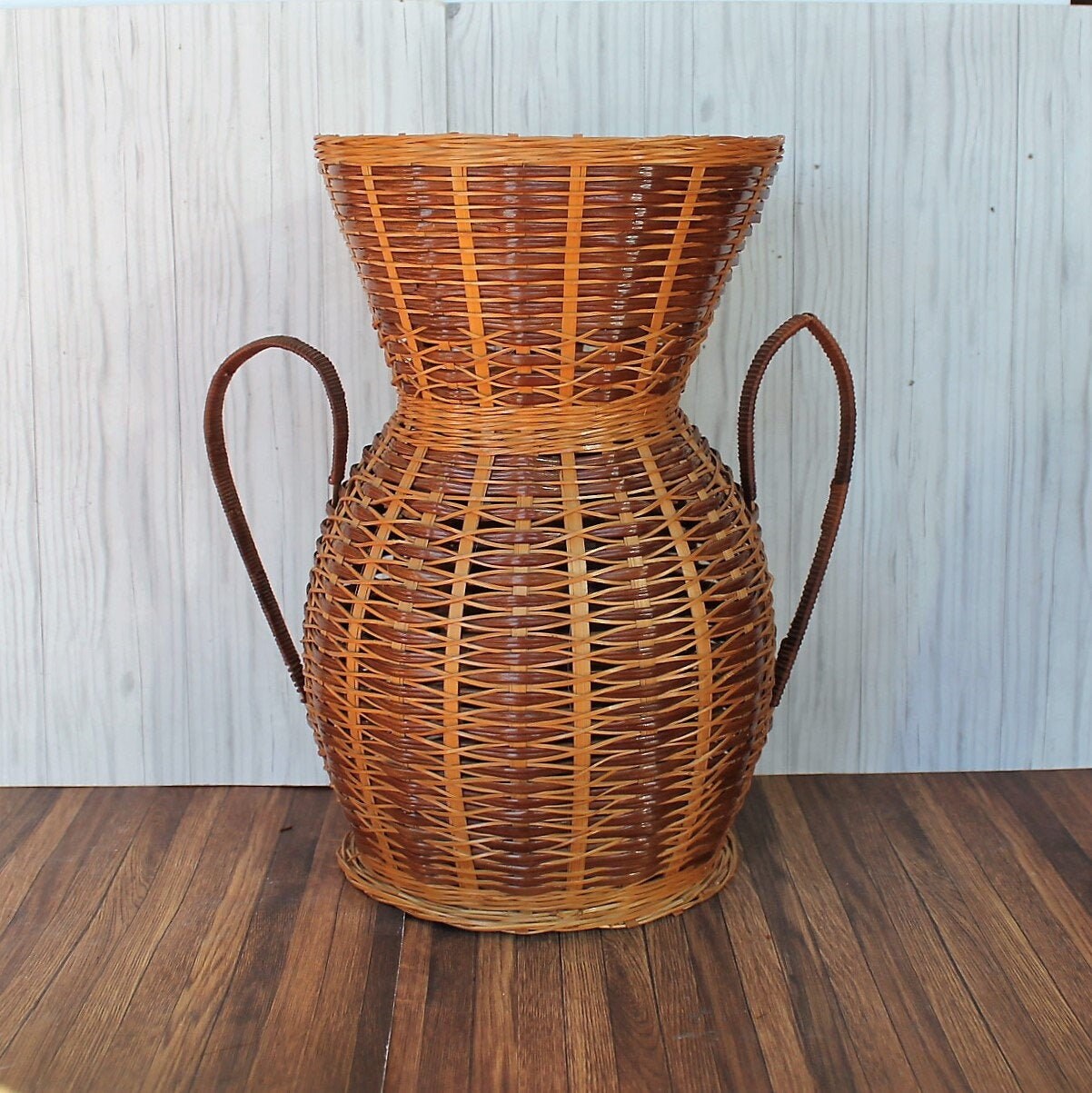 Vintage Woven Wicker Basket Vase Asian Ikebana Tall Roud Basket with
