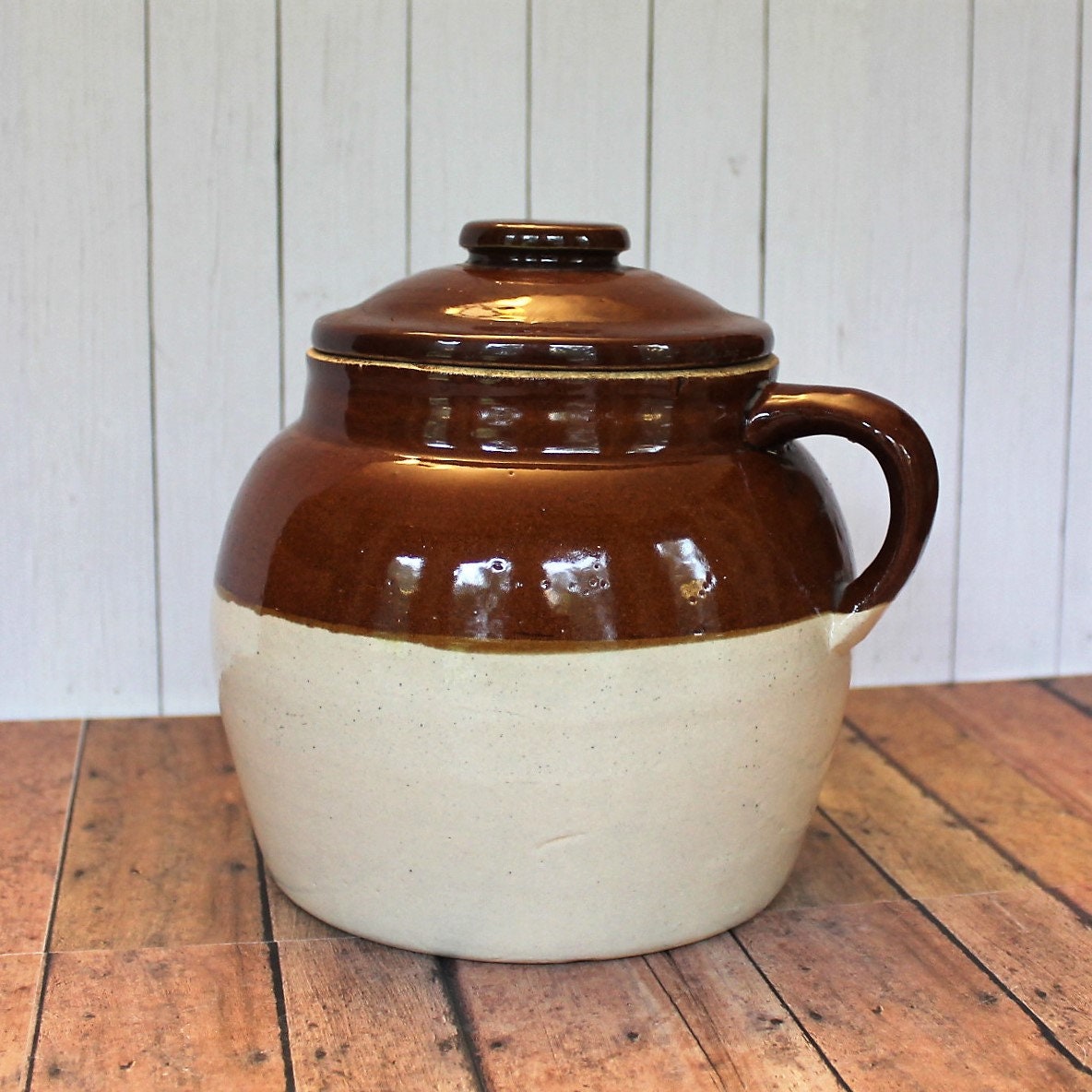 Vintage Robinson Ransbottom Bean Pot with Lid Stoneware Cream and Brown
