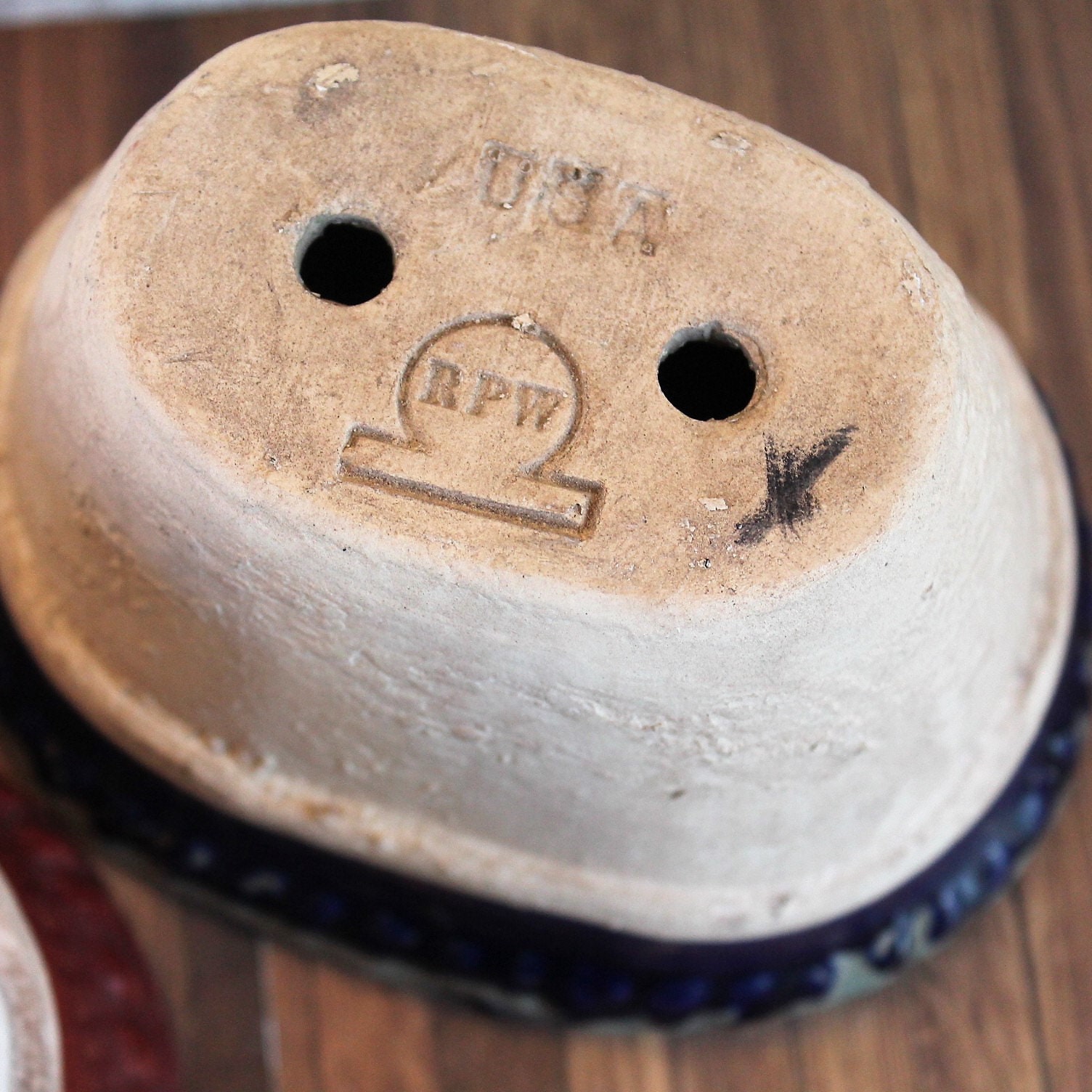 Vintage Rowe Pottery Works Stoneware Planter Flower Pot Set of 2 Tan