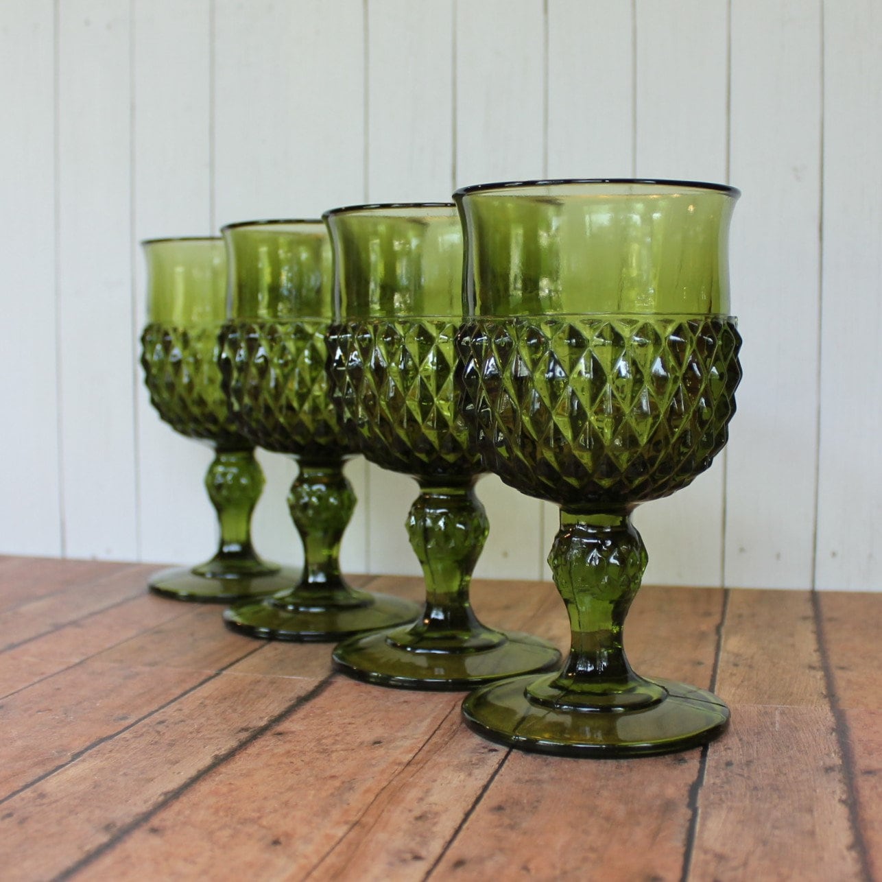 Set of 4 Vtg Indiana Glass Diamond Point Avocado Green 8.oz -  in 2023