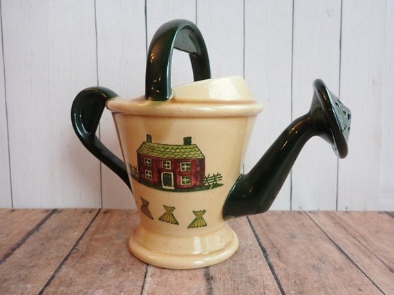 Vintage Metlox Poppytrail HOMESTEAD PROVINCIAL Ceramic Watering Can Cream Red Green Farm Scene