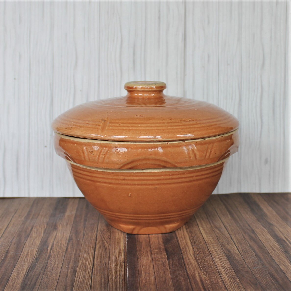 Vintage Yellowware 8 Mixing Bowl with Lid Orange Peach