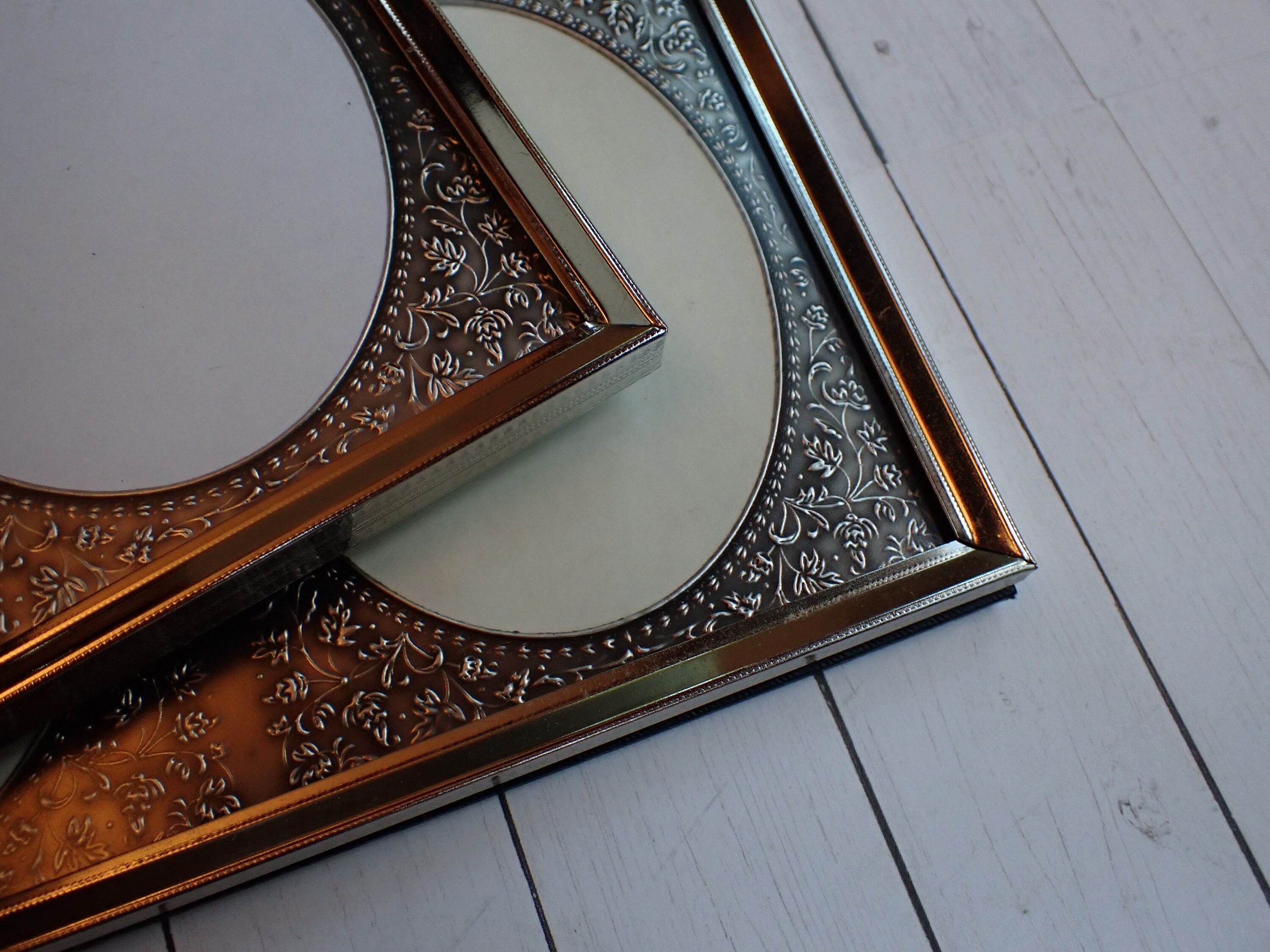 Vintage Silver Metal Photo Picture Frame Set of 2 Frames with Oval Mat