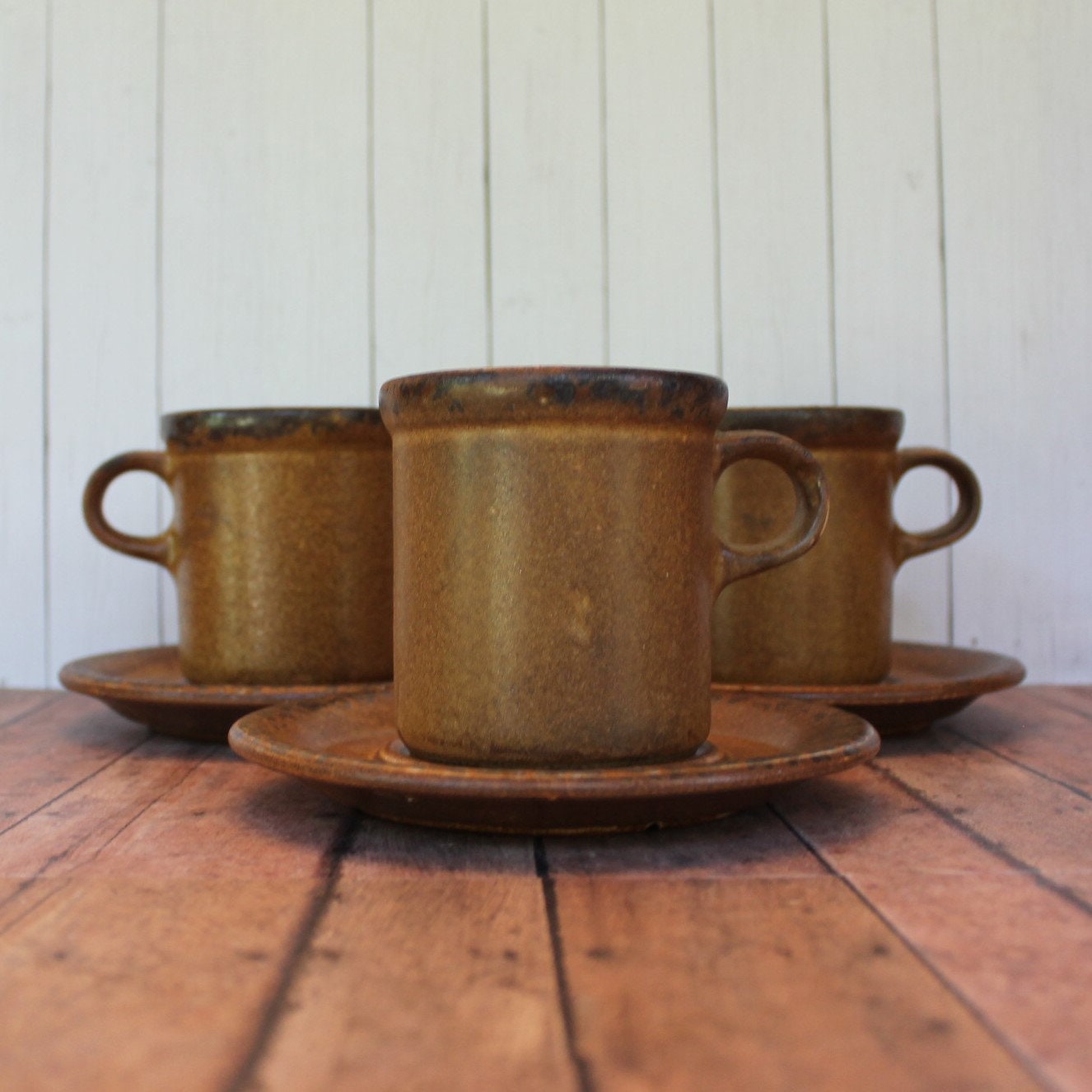 Vintage Arrowstone CHEROKEE Cup Mug and Saucer Set of 4 Mid Century Modern  Orange Banded Kasuga Stoneware 