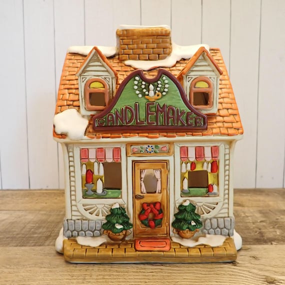 Vintage LEFTON Colonial Village Watts Candle Shop Candlemaker Building 1990 No Box 07479