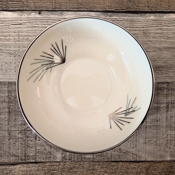 Vintage Franciscan SILVER PINE Fruit Bowl Set of 4 White with Gray and Silver Pinecone Design 1960s Dinnerware