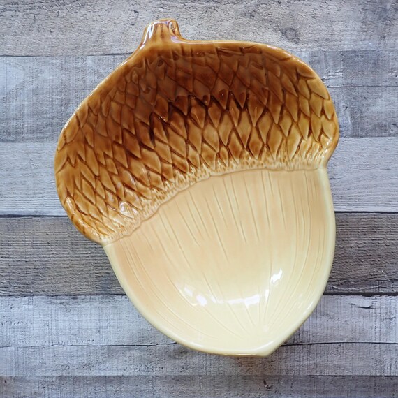Vintage Ceramic Acorn Shaped Bowl Fall Thanksgiving Decor