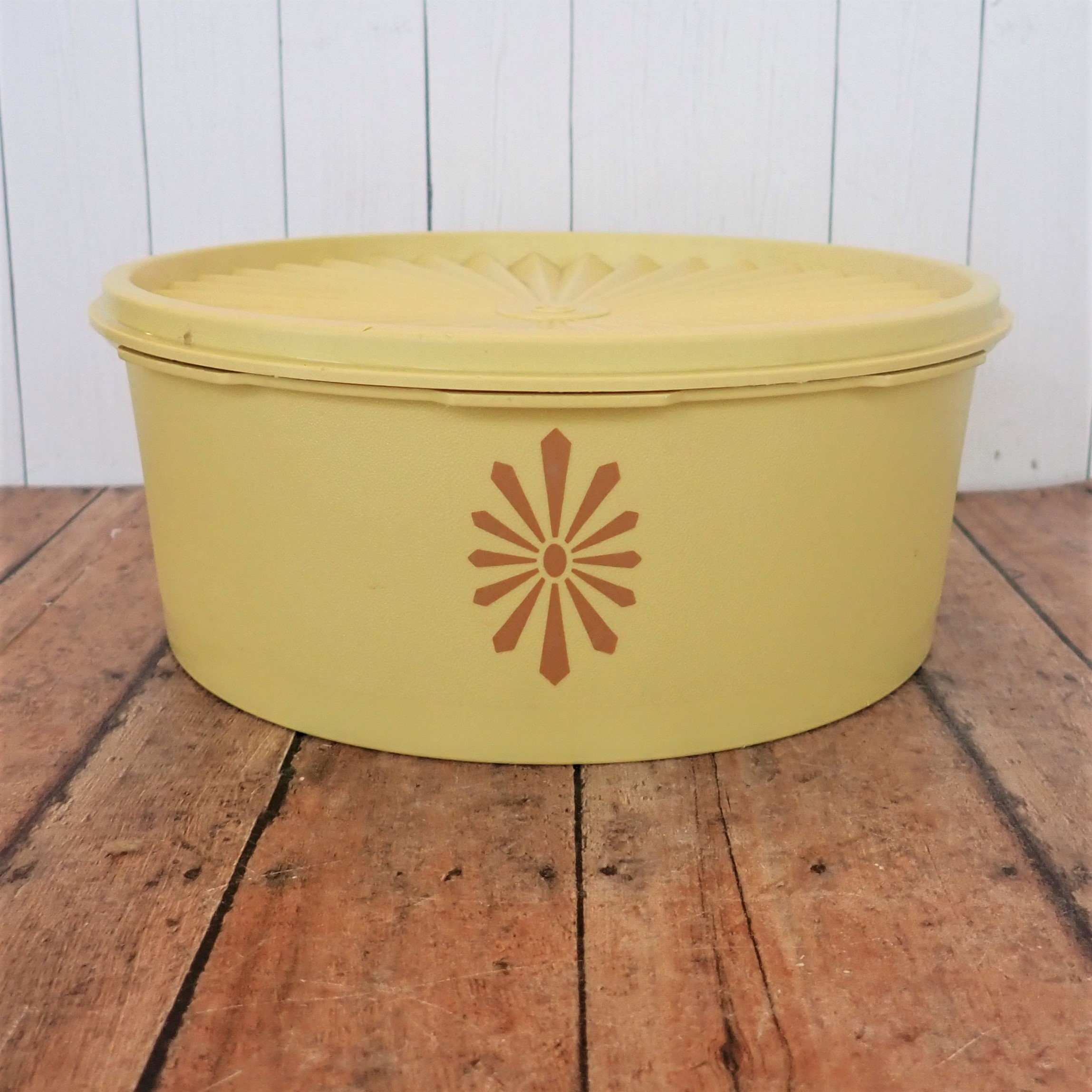Vintage Tupperware Canister Servalier 1204 Yellow Gold Sunburst Starburst Containers with Lids