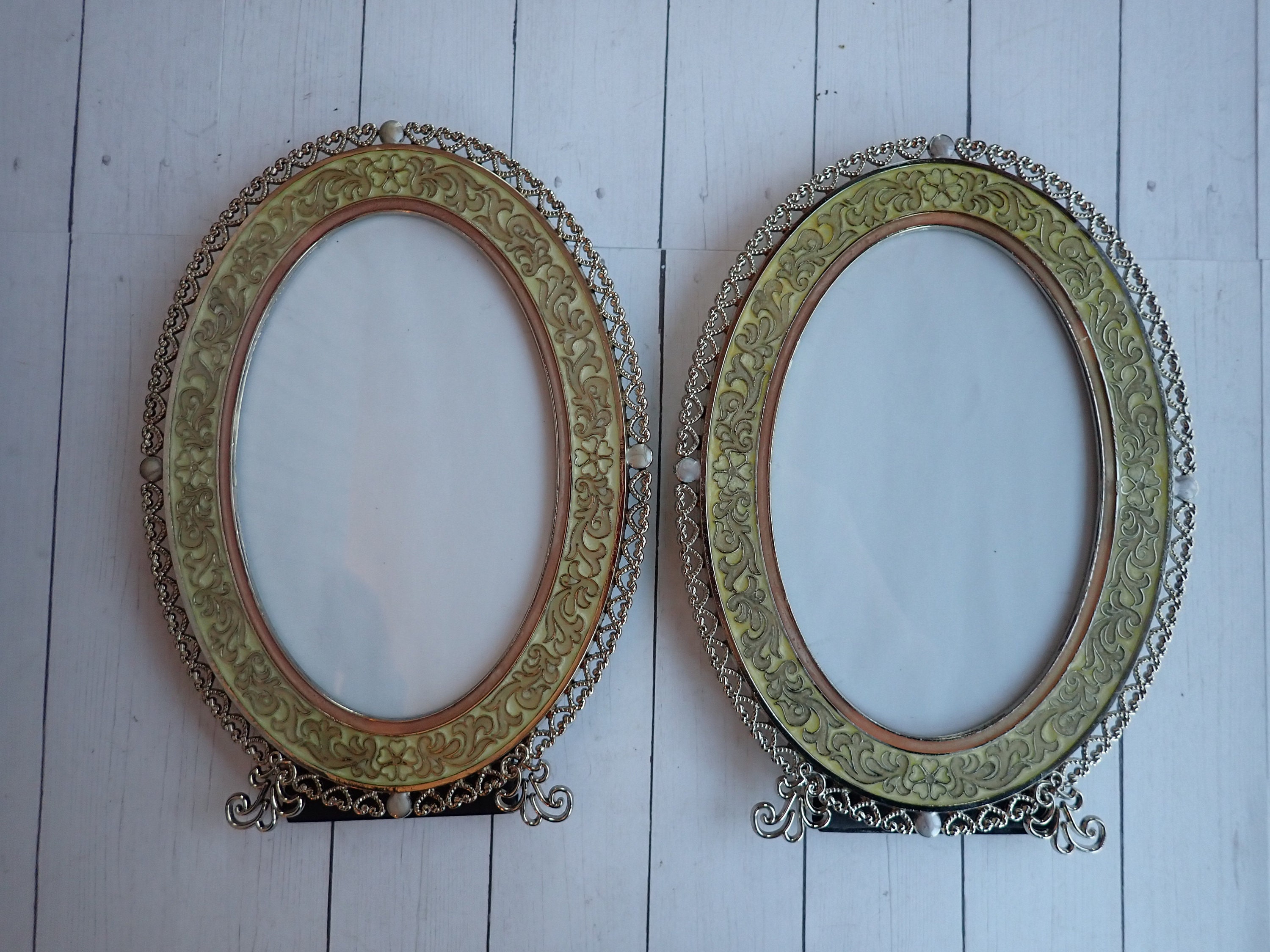 Vintage Oval 4x6 Picture Photo Frame Set of 2 Silver and Yellow Frames