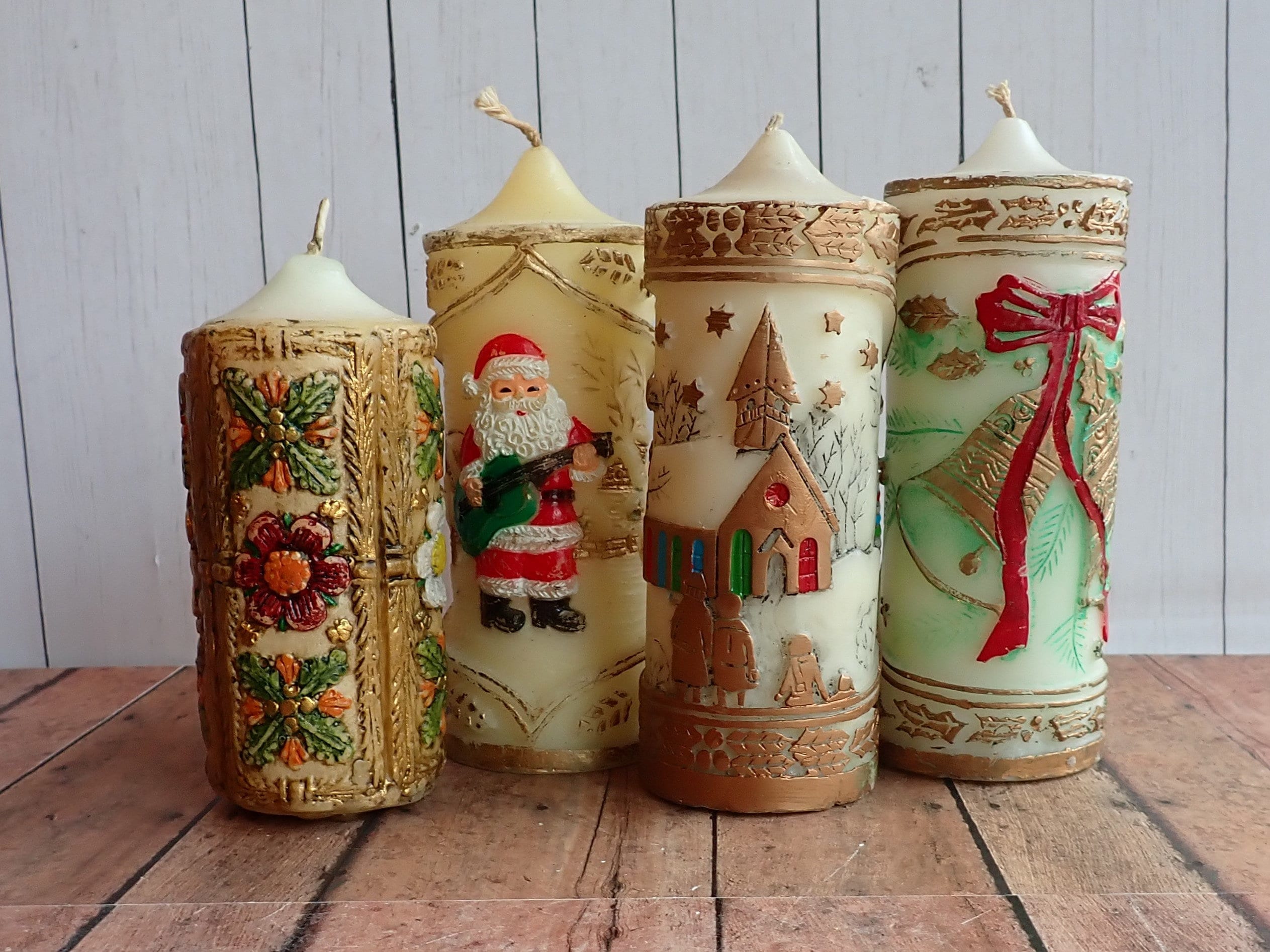Vintage Christmas Holiday Pillar Candle Set of 4 Cream and Gold