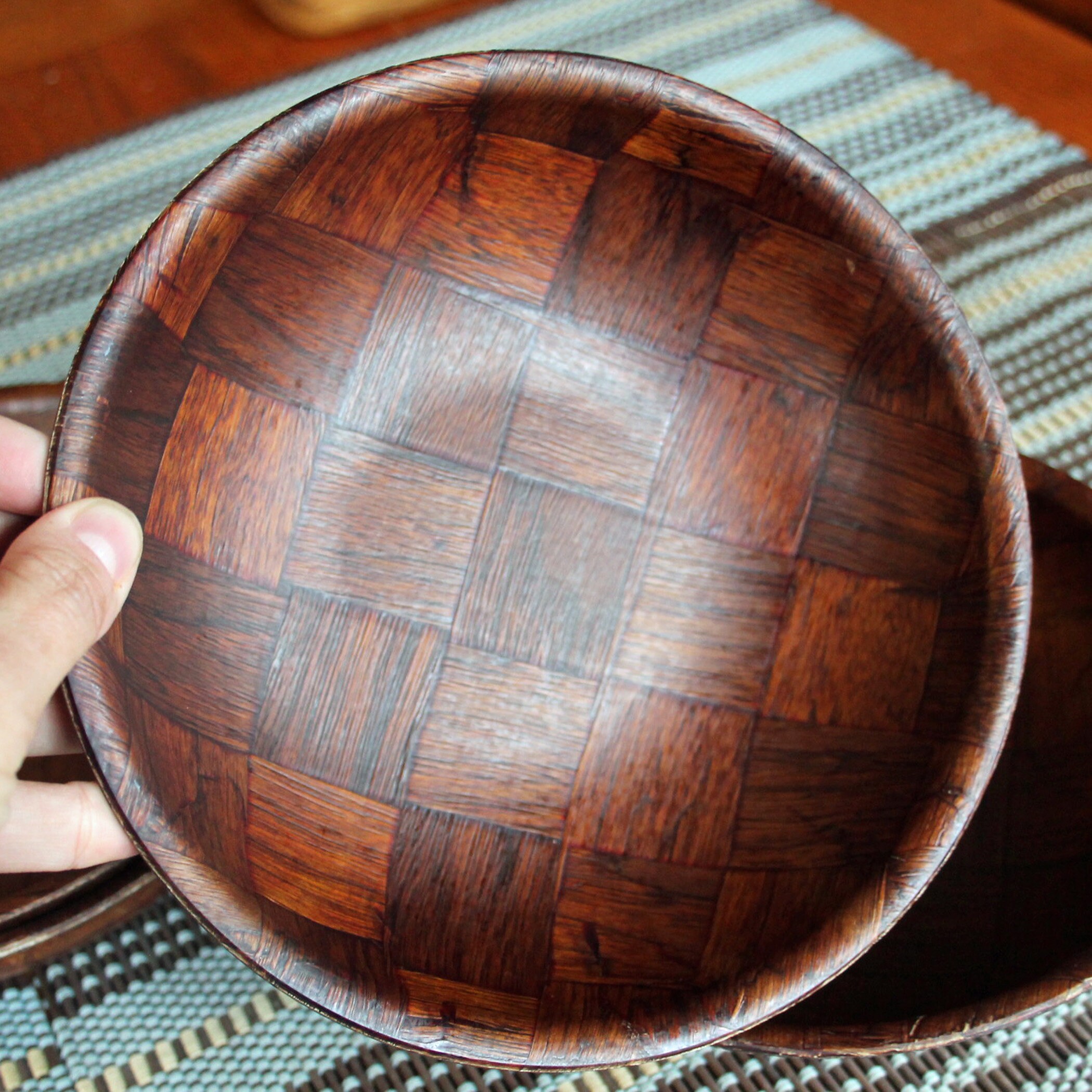 Vintage Plastic Faux Wood WEAVEWOOD Bowl Set of 4 Serving Salad Bowls Brown Woven Textured