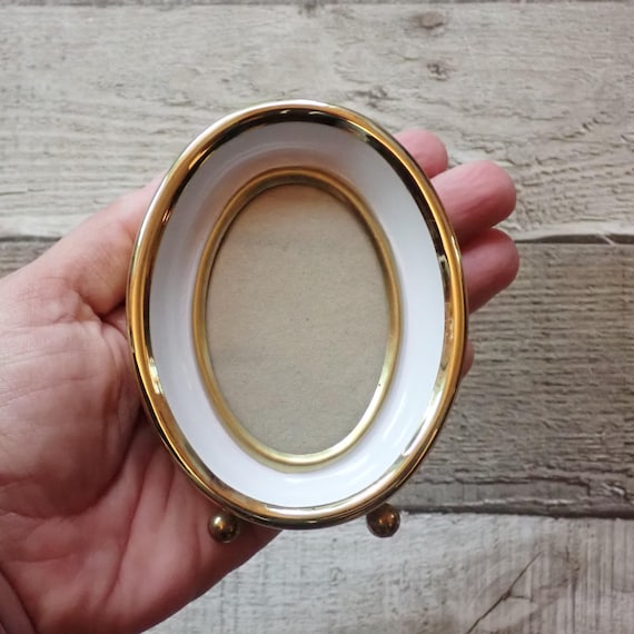 Vintage 2x3 Brass Gold Oval Picture Photo Frame 2" x 3" Size