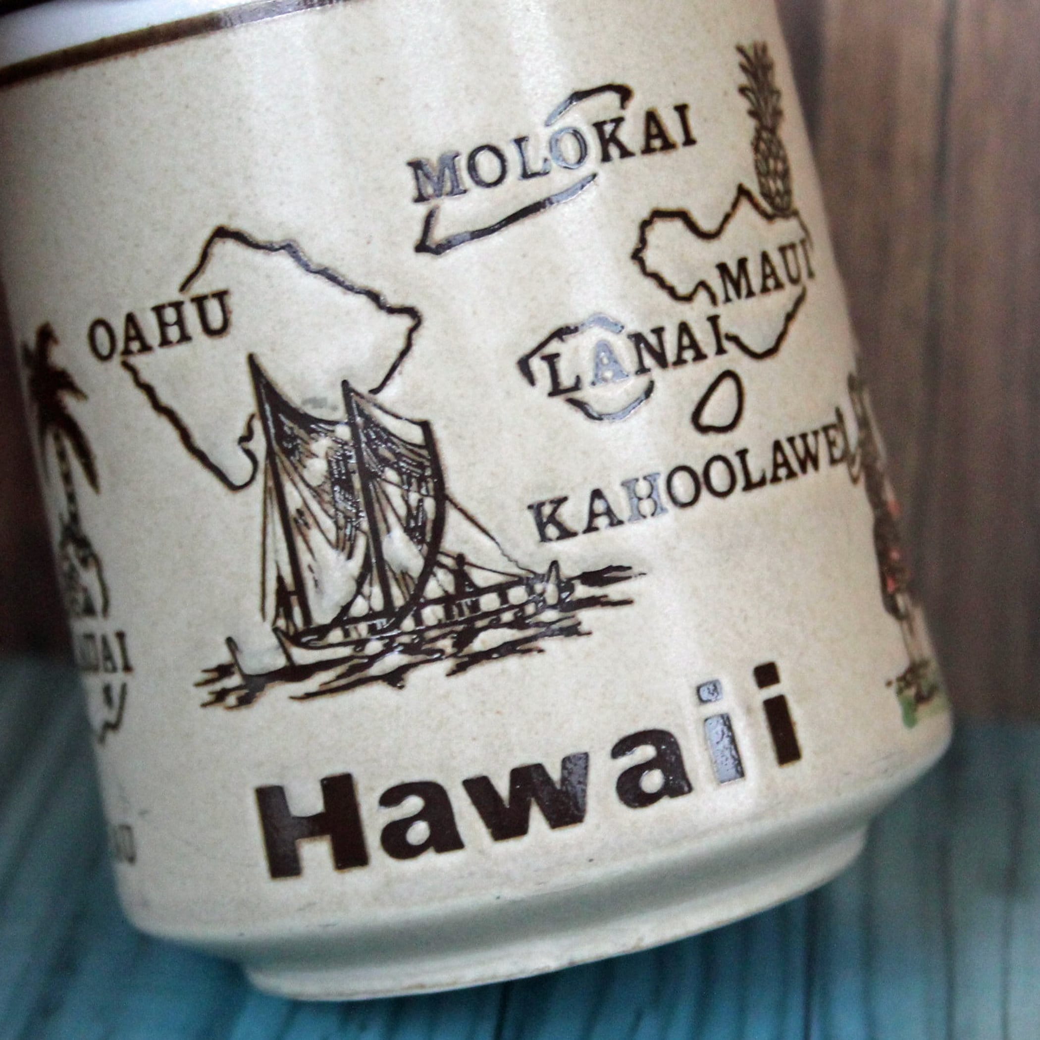 Vintage Ceramic Hawaii Souvenir Mug Stoneware Hawaiian Coffee Cup