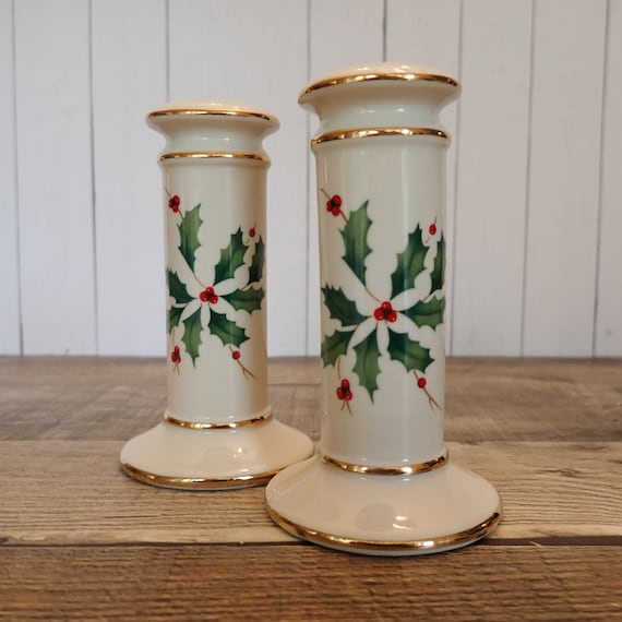 Vintage Lenox HOLIDAY Salt and Pepper Shaker Set of 2 Holly and Berry Christmas