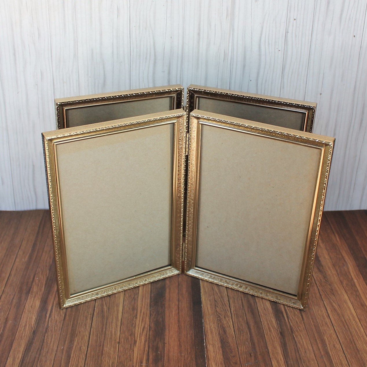 Vintage 5x7 Double Hinged Bi Fold Metal Gold Brass Photo Picture Frame