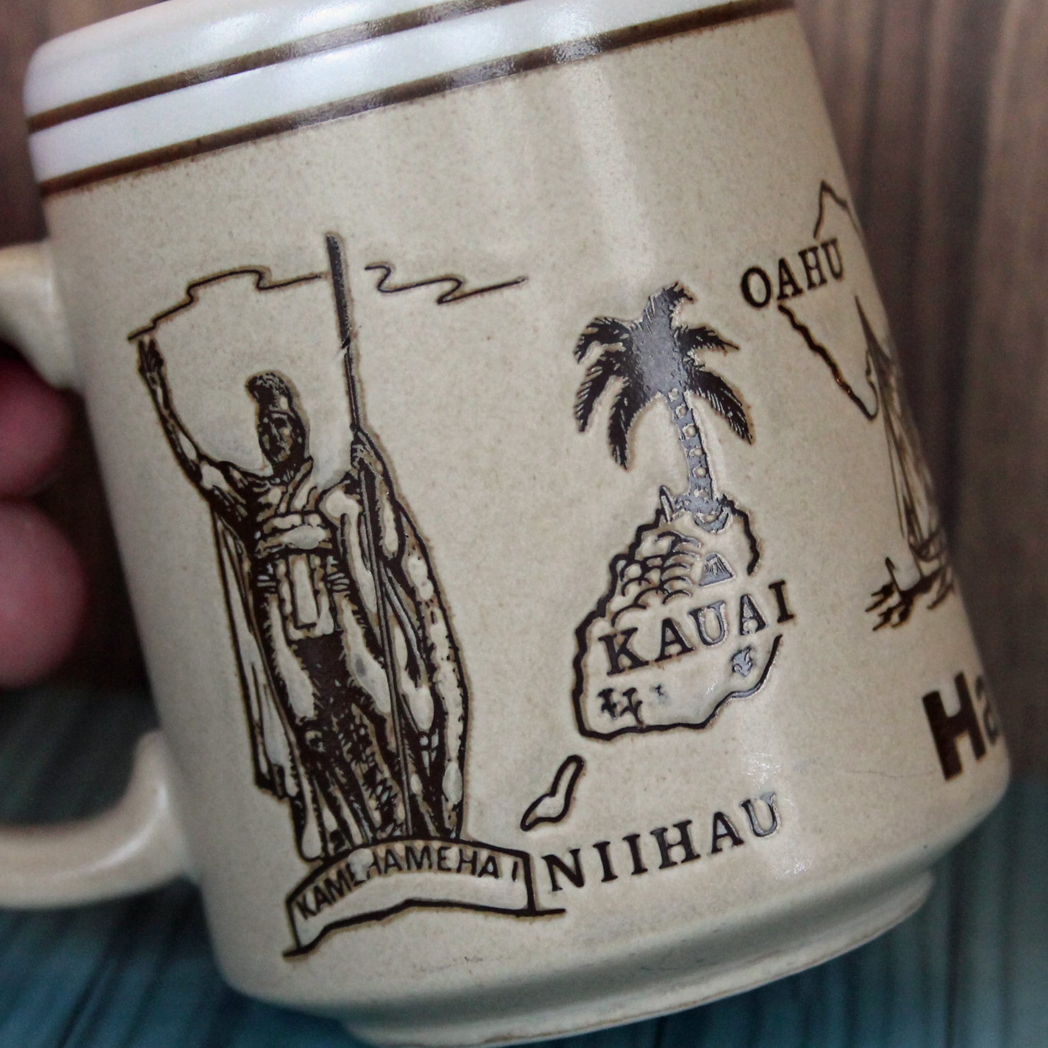 Vintage Ceramic Hawaii Souvenir Mug Stoneware Hawaiian Coffee Cup