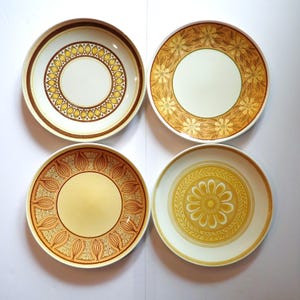 Vintage Dinner Plates Set of 4 - Etsy