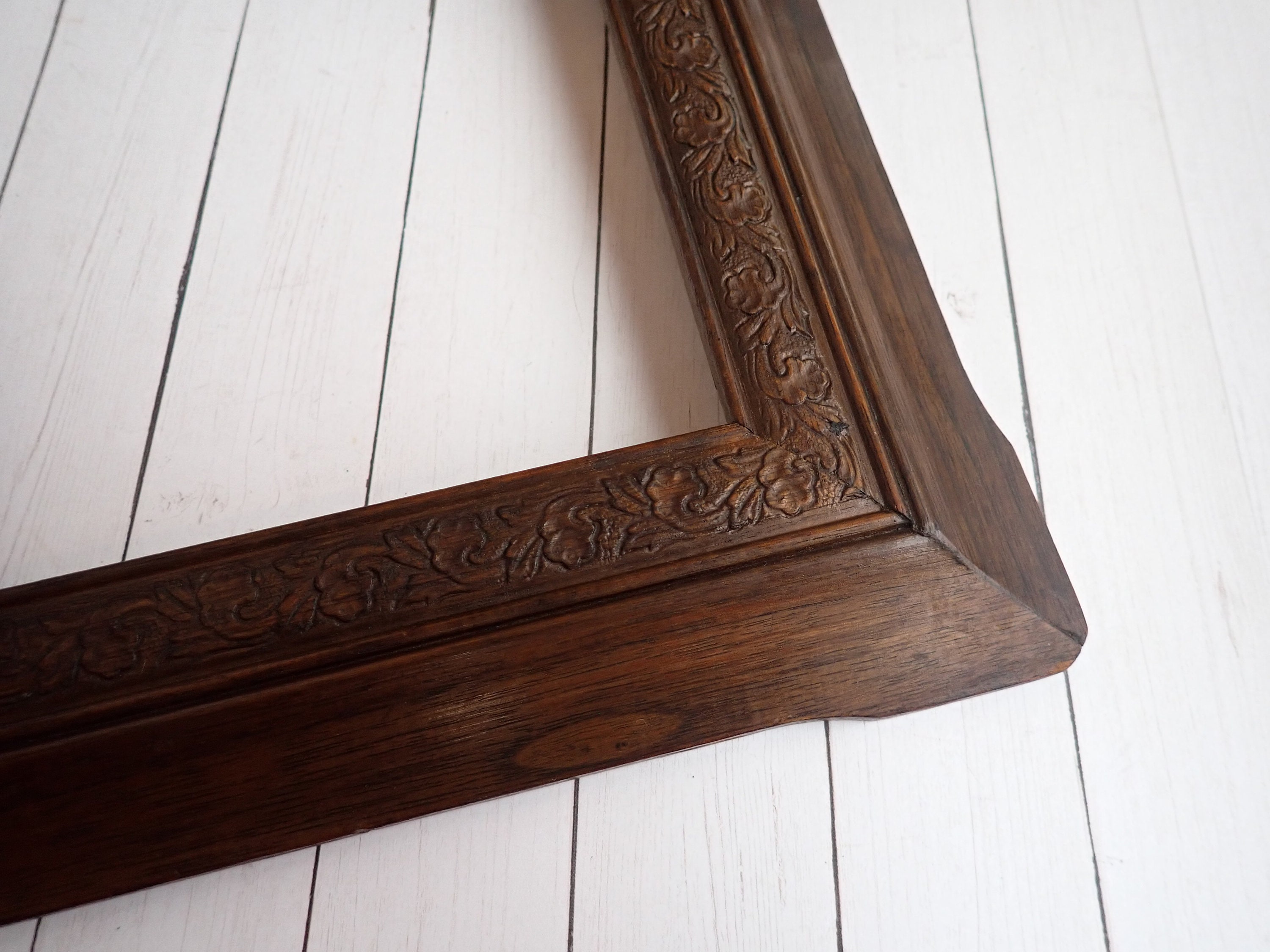 Vintage Wooden 8x10 Picture Photo Frame with Carved Etched Leaf Design